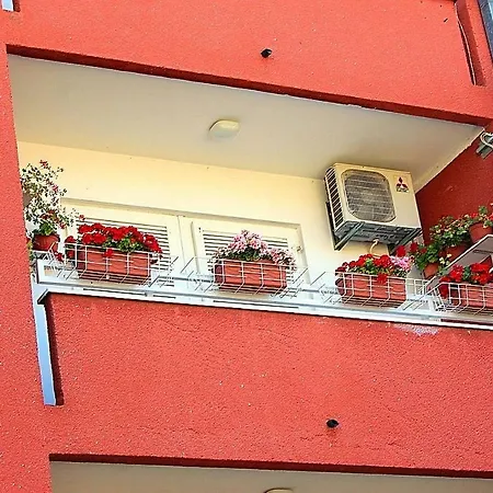 דירה Mila פורץ