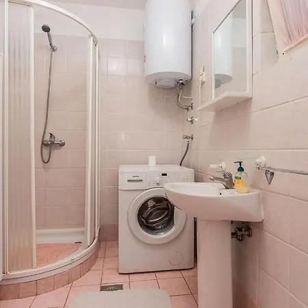 Mila דירה פורץ