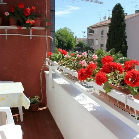 Mila Apartman